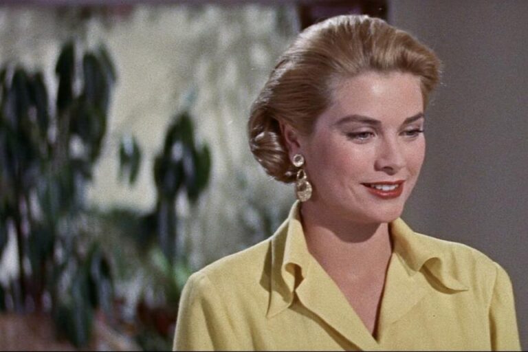 Grace Kelly Style | Her Stunning 1950s Fashion in Green Fire