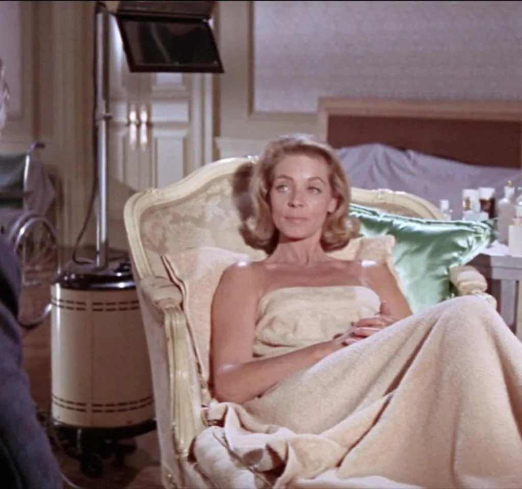 Image of Lauren Bacall in Harper