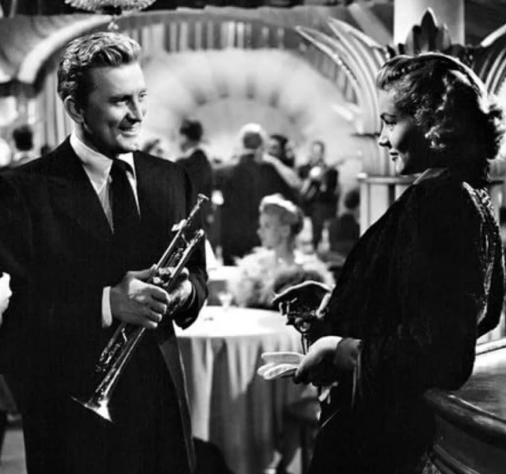 Image of Lauren Bacall and Kirk Douglas in Young Man with a Horn