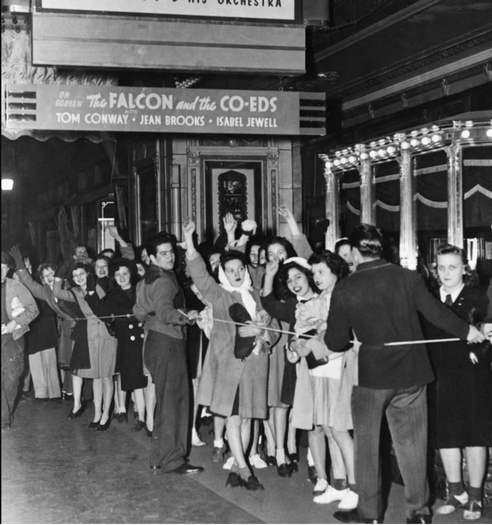 Images of Frank Sinatra Bobby Soxer fans